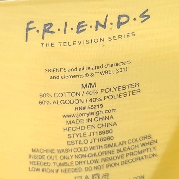 *NWT* F-R-I-E-N-D-S Yellow w/Blue Print Short Sleeve Shirt, size Medium - Picture 7 of 7